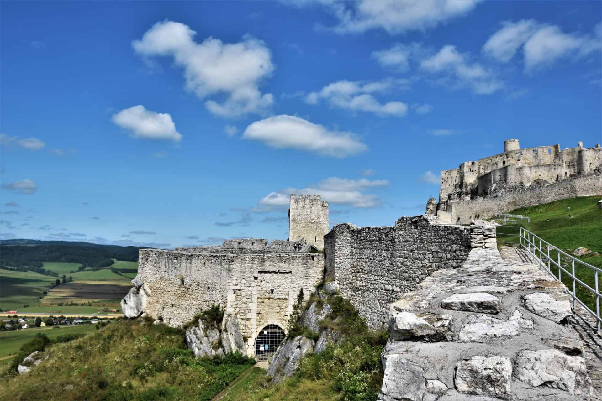 the second gate leading to the lower bailey and the upper ward in the background, Spiš Castle, Slovakia