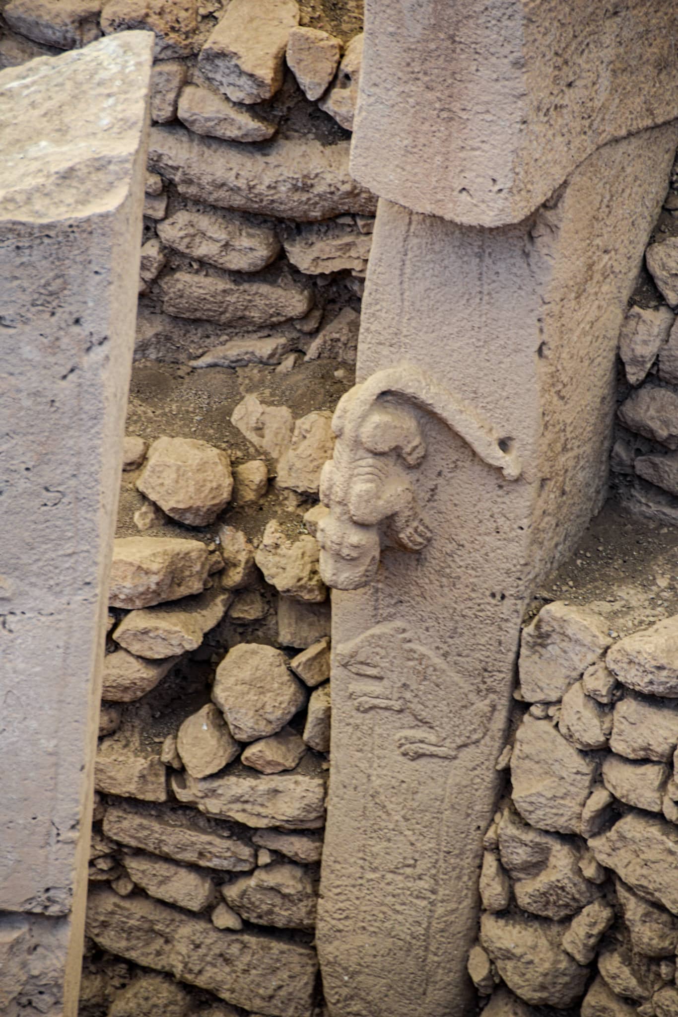 monolithic t-shaped pillars, adorned with wild animals in Göbekli Tepe
